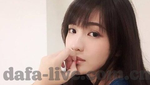 周六足球比分直播-周六足球盛宴，比分直播背后的激情与策略